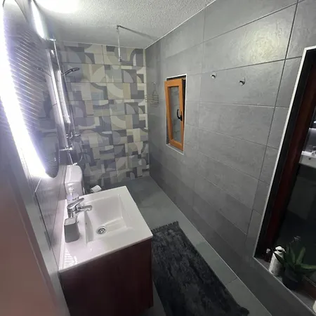 Elma Apartment *